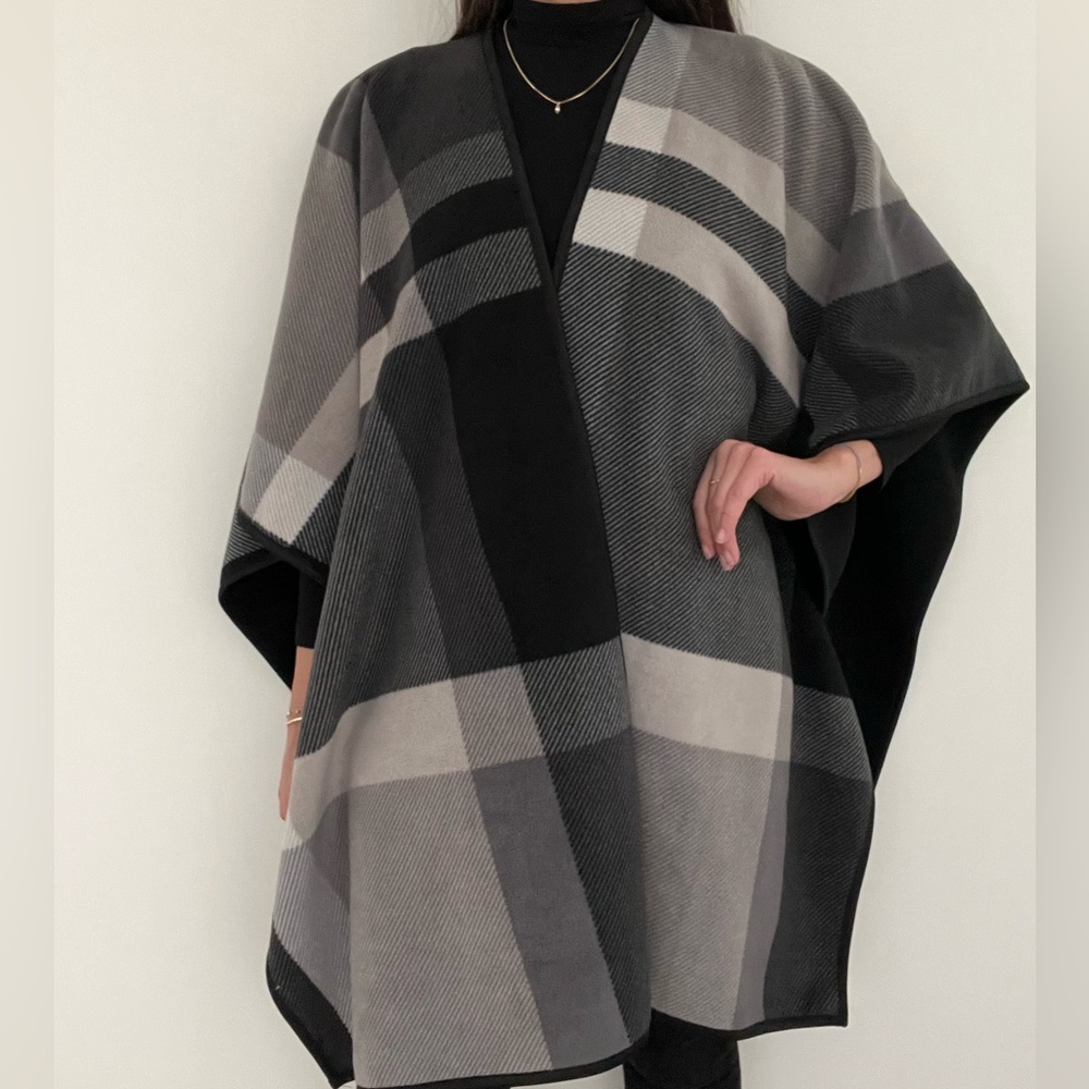 Printed Shawl / Cape / Wrap / Poncho / Kimono